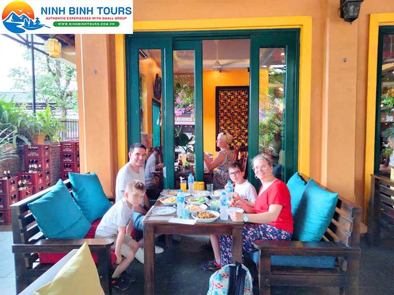 Ninh Binh Private Tours - 1 Day - Visit: Hoa Lu - Trang An - Bich Dong Pagoda - Departure from Hanoi